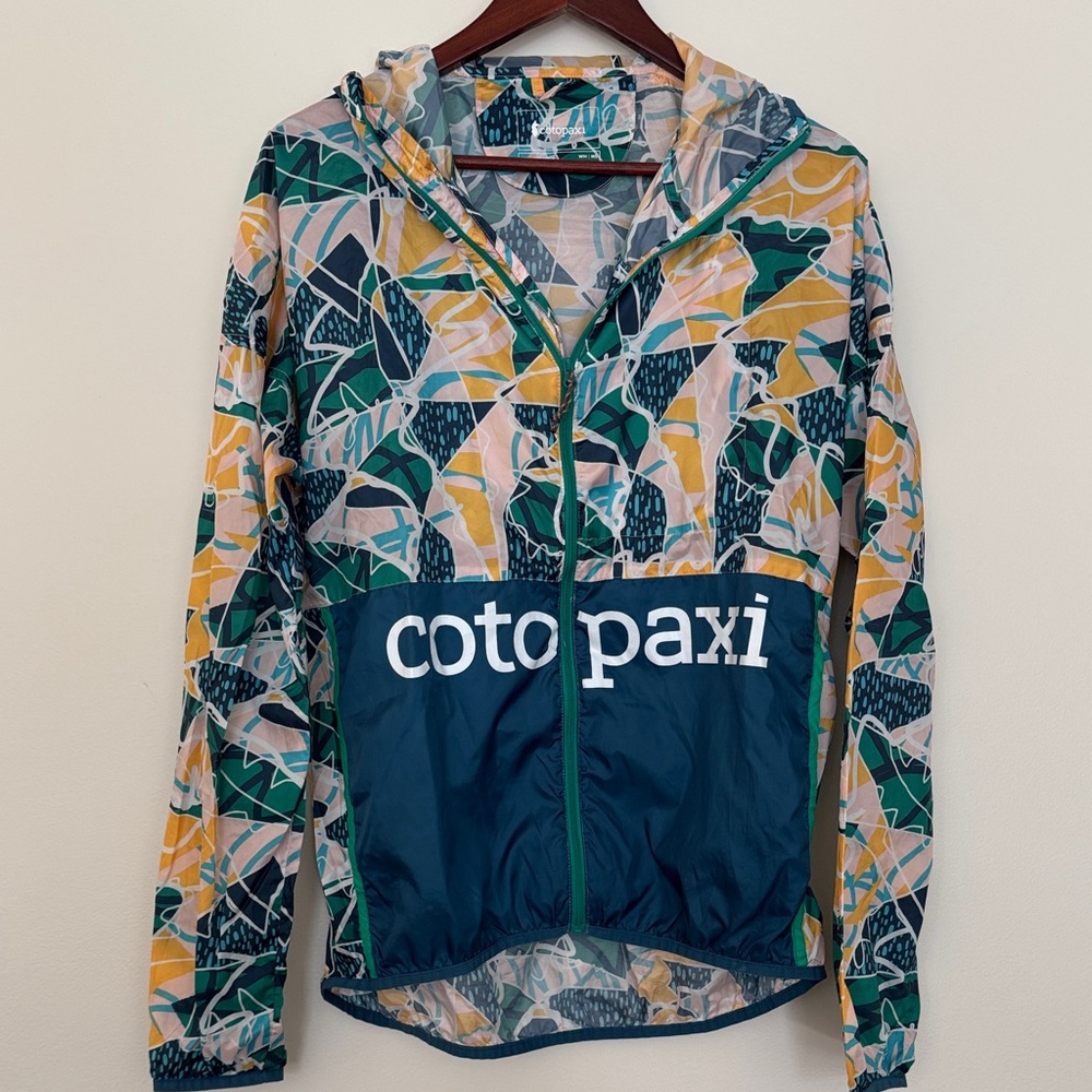 Cotopaxi Teca Abstract Green and Yellow Jacket